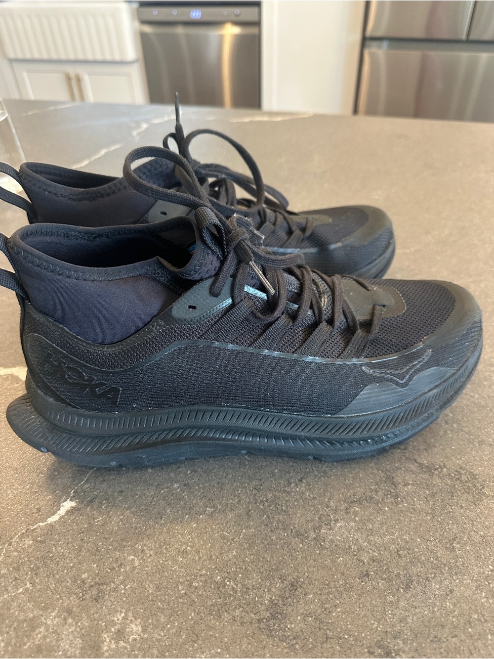 Hoka Kawana Mid Men's Black Running Shoes